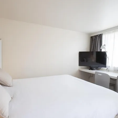 Campanile Sud Bezannes Hotel Remeš