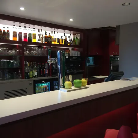 Campanile Sud Bezannes Hotel 3*