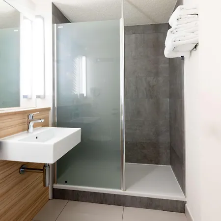 Campanile Sud Bezannes Hotel Remeš
