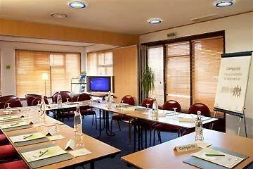 Campanile Sud Bezannes 3*