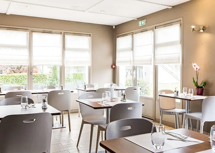 Hotel Campanile Sud Bezannes 3*