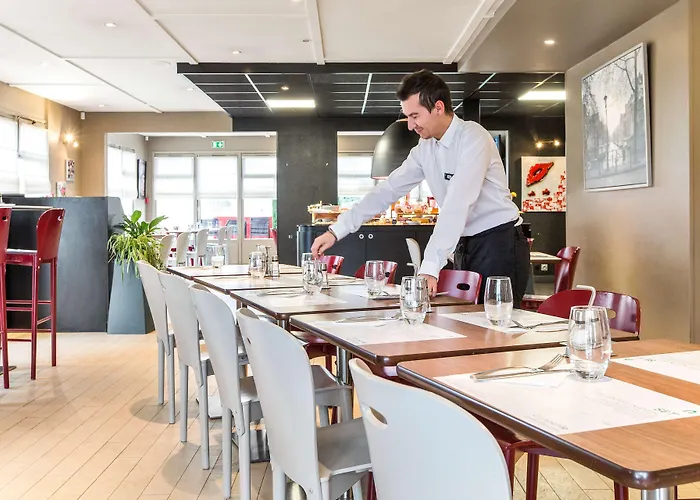 Campanile Sud Bezannes 3*